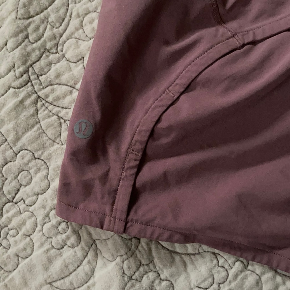 Lululemon Speed Up Shorts